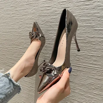 7 cm Yeni Moda Sivri Burun Yılan Patent Deri Pompaları Yüksek Topuklu Seksi Ziyafet Kadınlar için Gümüş Ayakkabı 39