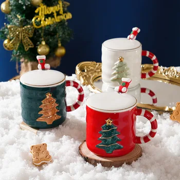 Noel hediyesi Fincan Yaratıcı Eğilim kapaklı kupa Kaşık Büyük Kapasiteli Seramik Kahve Fincanı Çocuklar için Çift Yılbaşı Hediyeleri