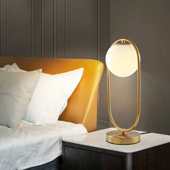 Yaratıcı İskandinav cam küre LED Masaüstü Gece Lambası Altın Ev Yatak Odası Başucu Dekoratif USB okuma masası Lambası